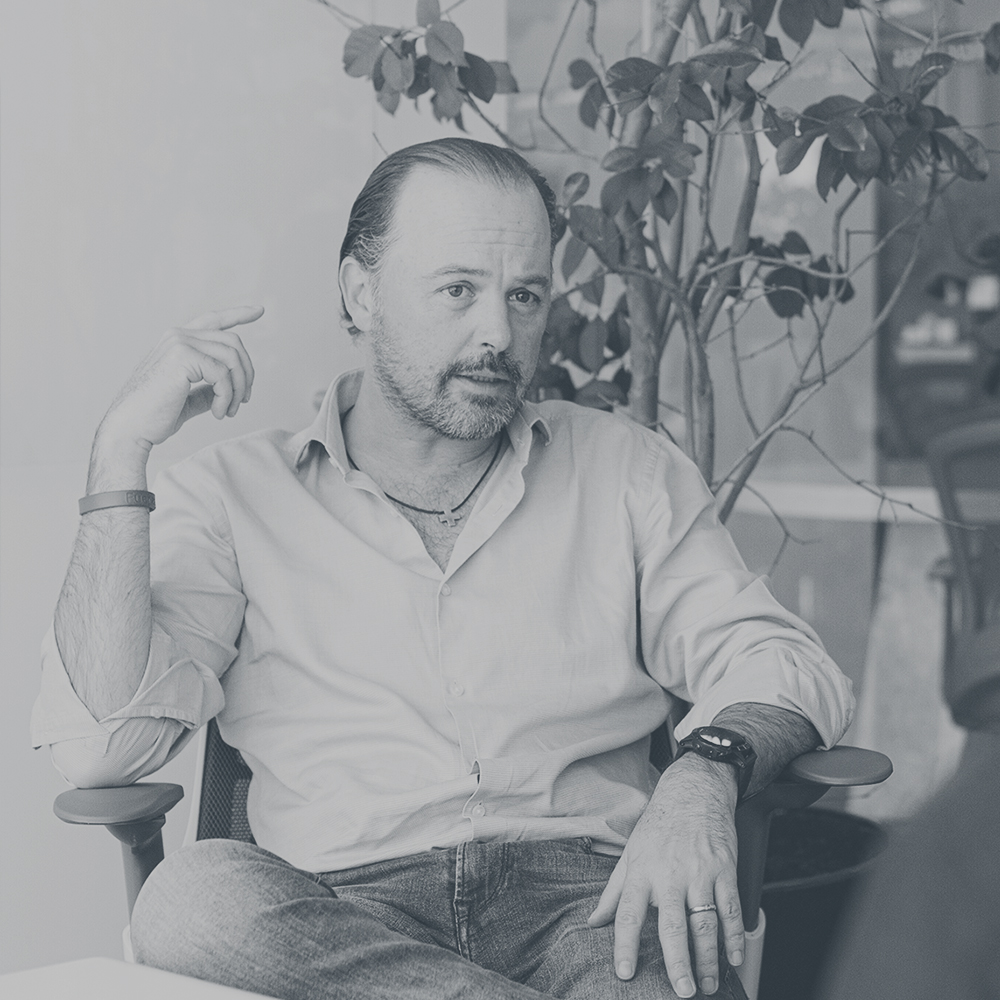 Una persona trabajando