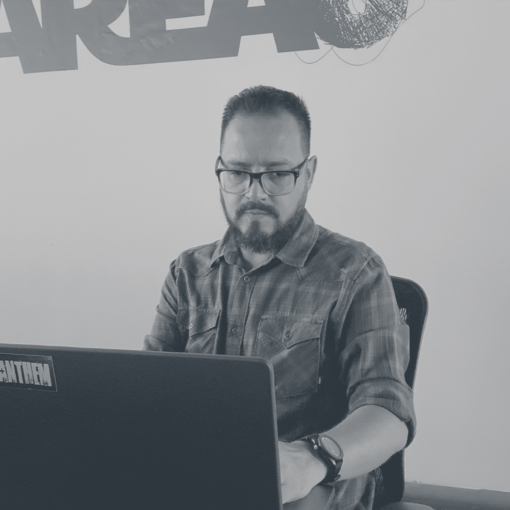 Una persona trabajando